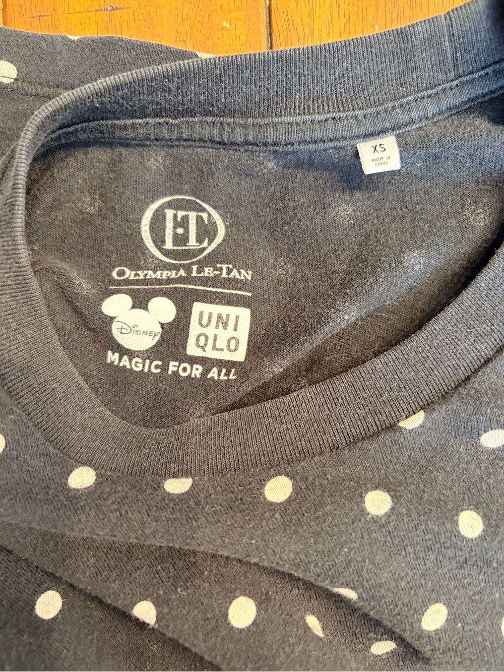 Uniqlo Olympia Le-Tan Women’s Black & White Disney Minnie Mouse Cropped Tee, XS - Picture 6 of 8